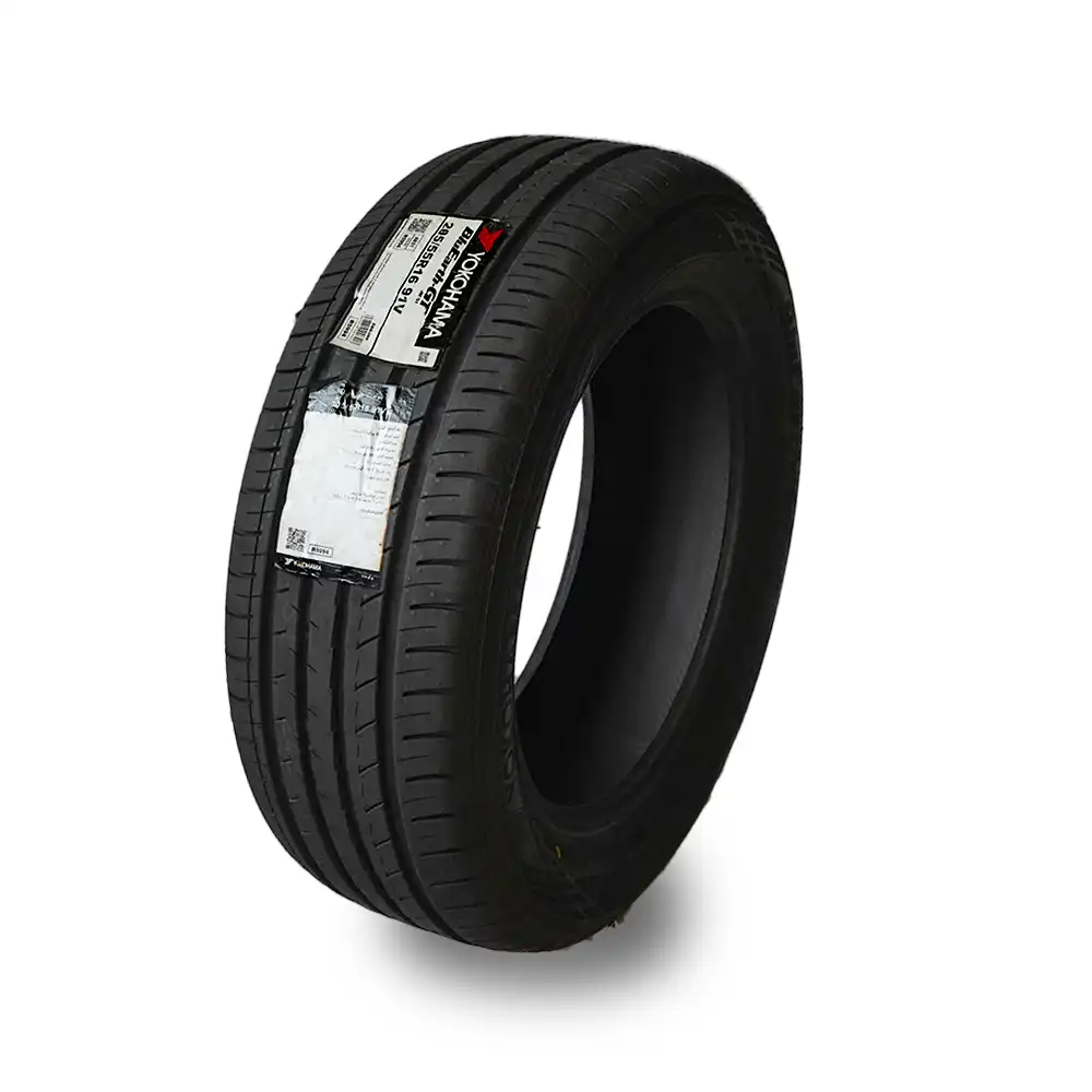لاستیک یوکوهاما سایز 205/55/16 مدل blue earth GT